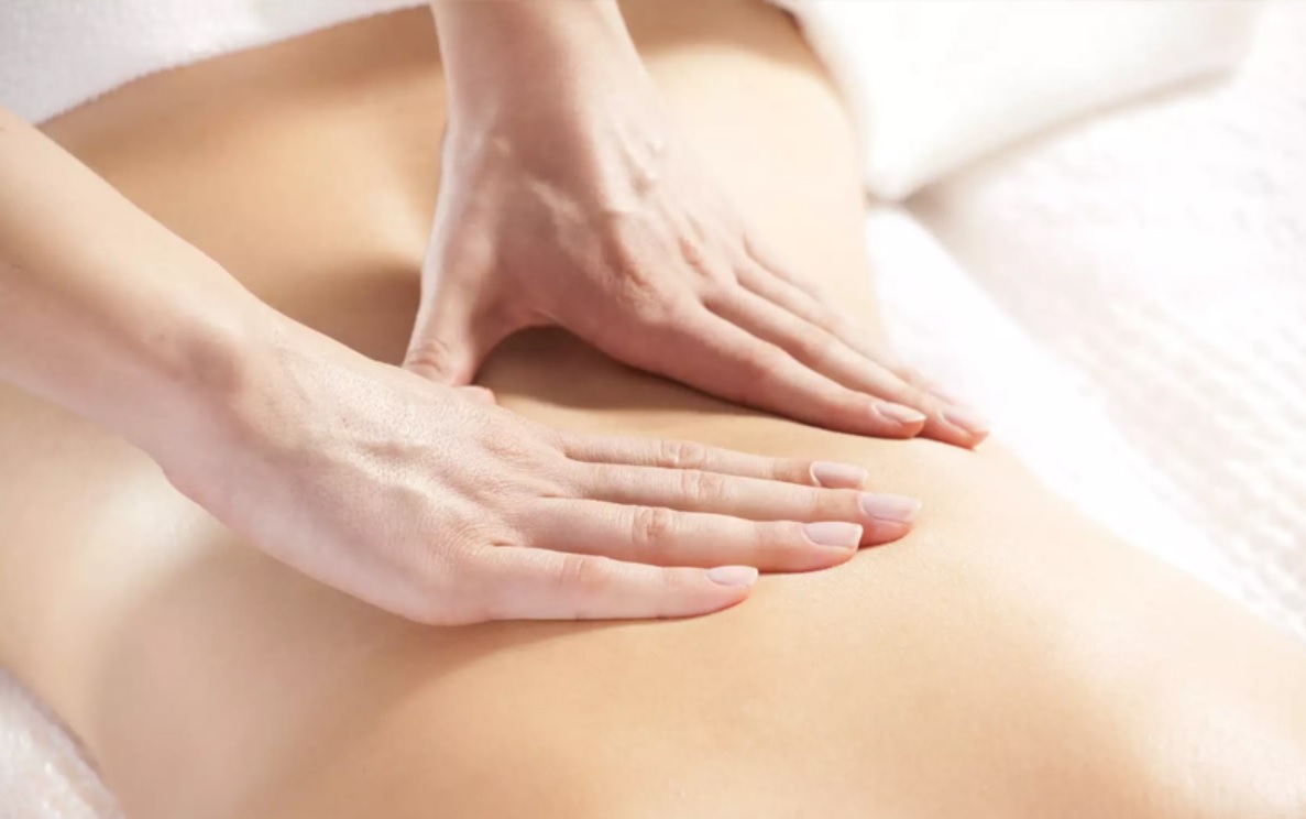 Biết cách massage lưng cho nam giúp tăng cường lưu thông máu hiệu quả