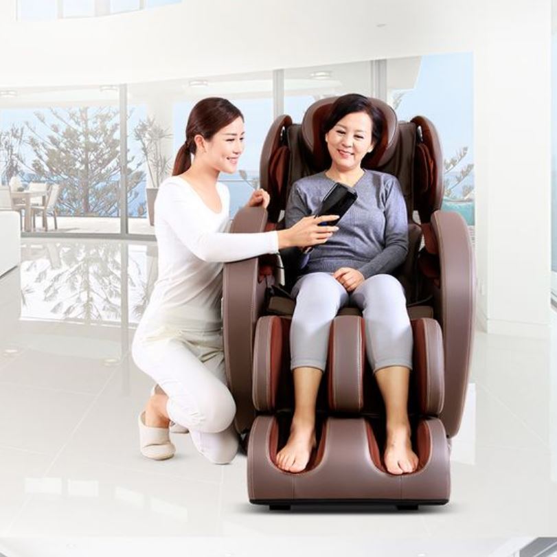 Những người bị tai biến nên sử dụng ghế massage chính hãng giúp thư giãn, tăng cường khả năng hồi phục