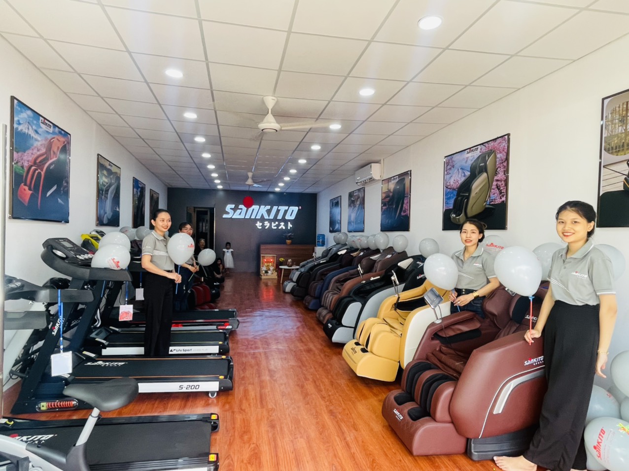 showroom ghế massage Tây Ninh