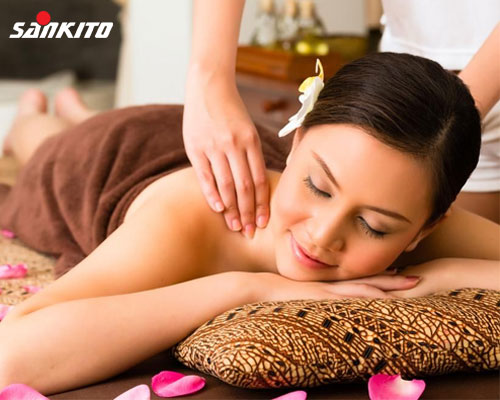 Massage giảm đau xương khớp tại spa cao cấp