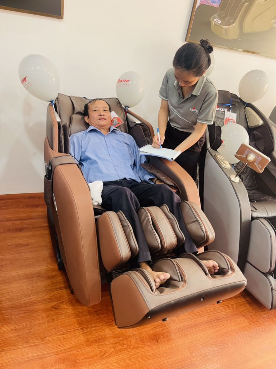 Kinh nghiệm mua ghế massage tại Tây Ninh cho người lớn tuổi
